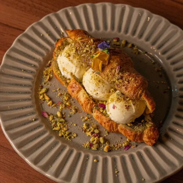 Baklava crossiant