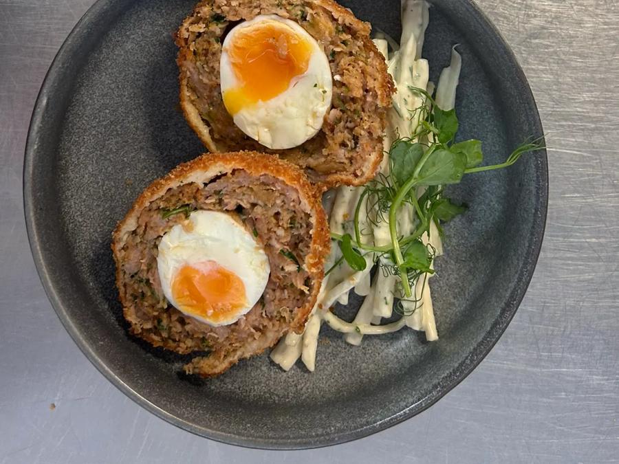 Lewis Rapley — private chef