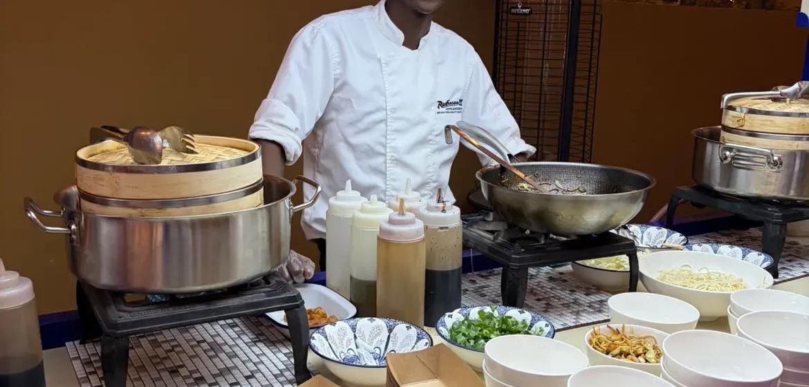 LENCINE JAMBUKIRA — private chef