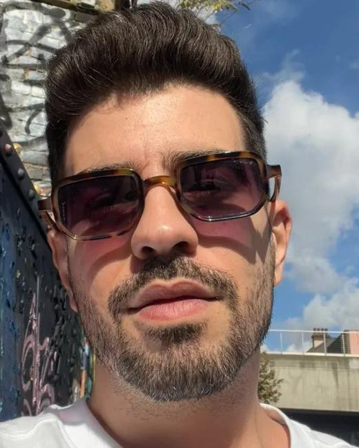 Adrián G