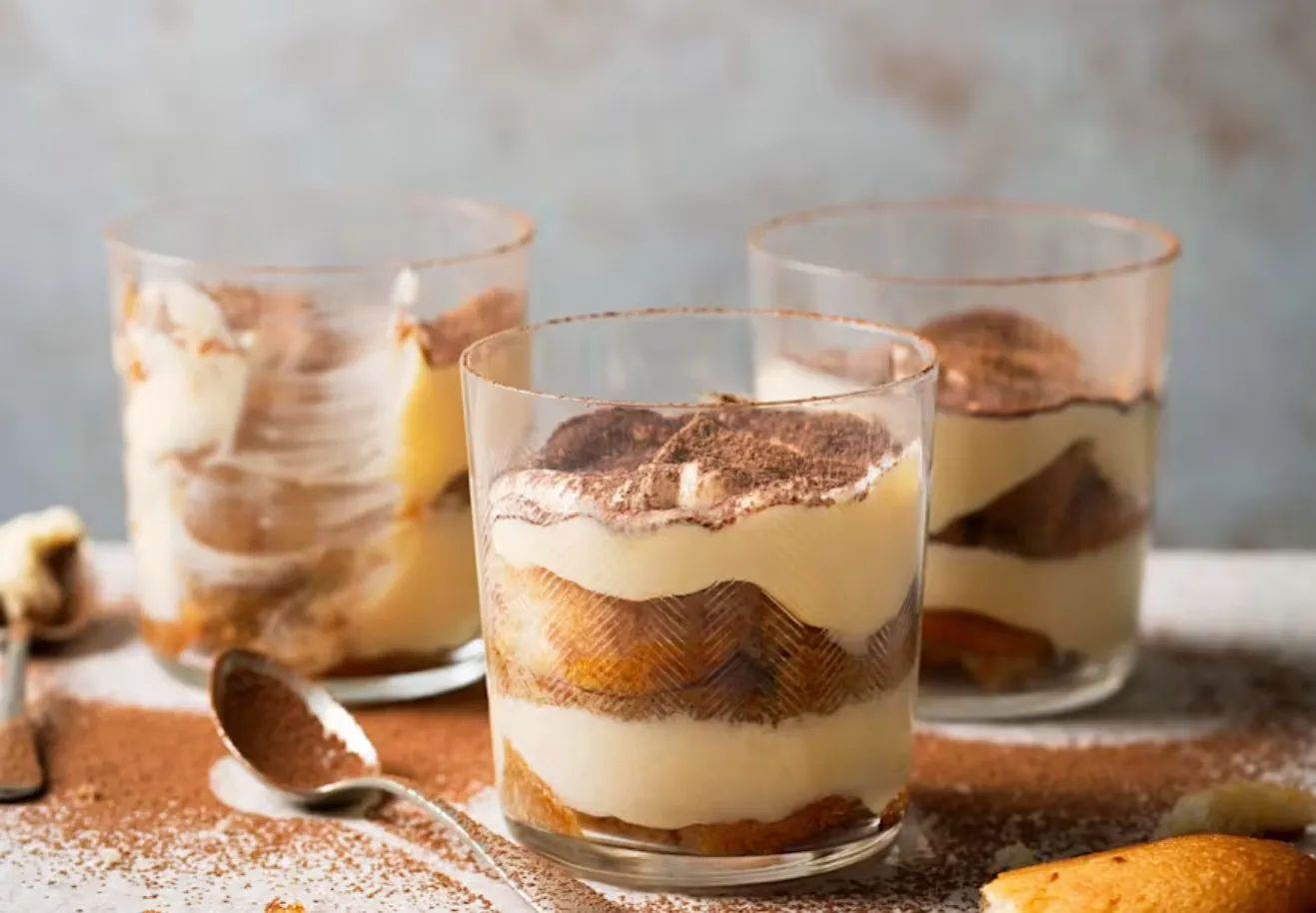 Classic tiramisu