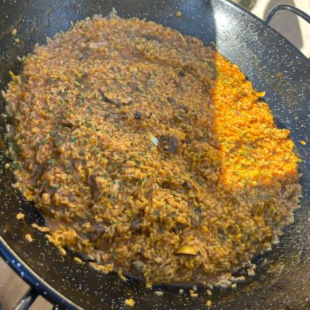Arroz meloso de secreto y boletus