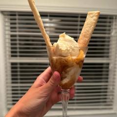 DECONSTRUCTED APPLE PIE ALA MODE