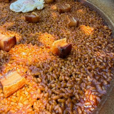 paella de torreznos