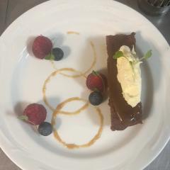 sticky toffee pudding