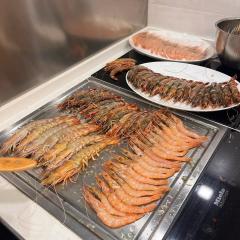 selección de gambas a la plancha.