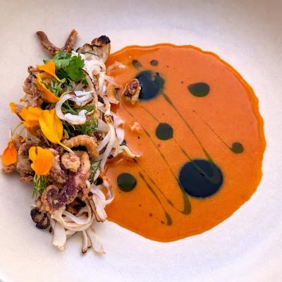 calamari’s spaghetti whit reduction of beurre Blanc tomato’s from local farm