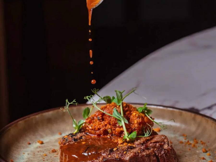 Special dinner & enticing cuisines