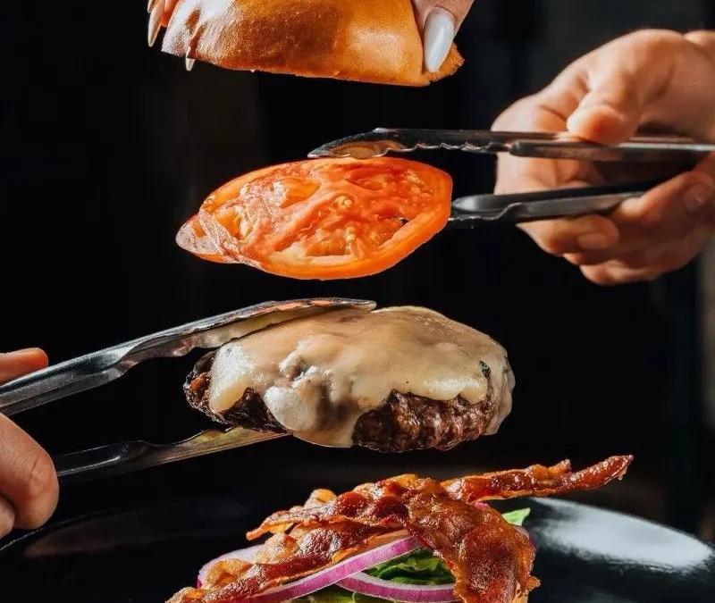 The Ultimate Burger Masterclass: Smashed Beef & Crispy Chicken