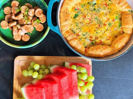 Private Breakfast croissant frittata