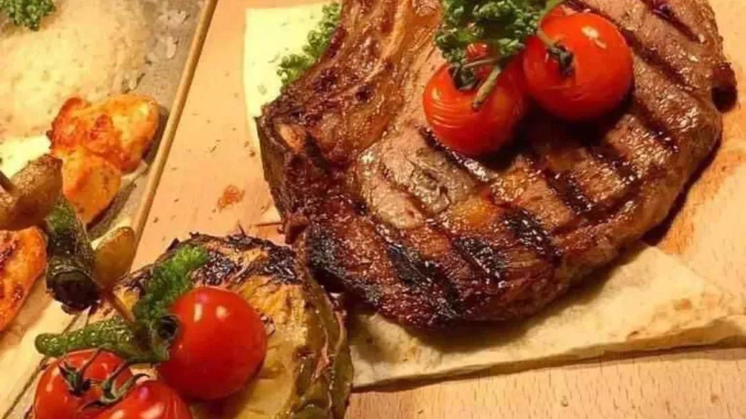 عشاء فاخر