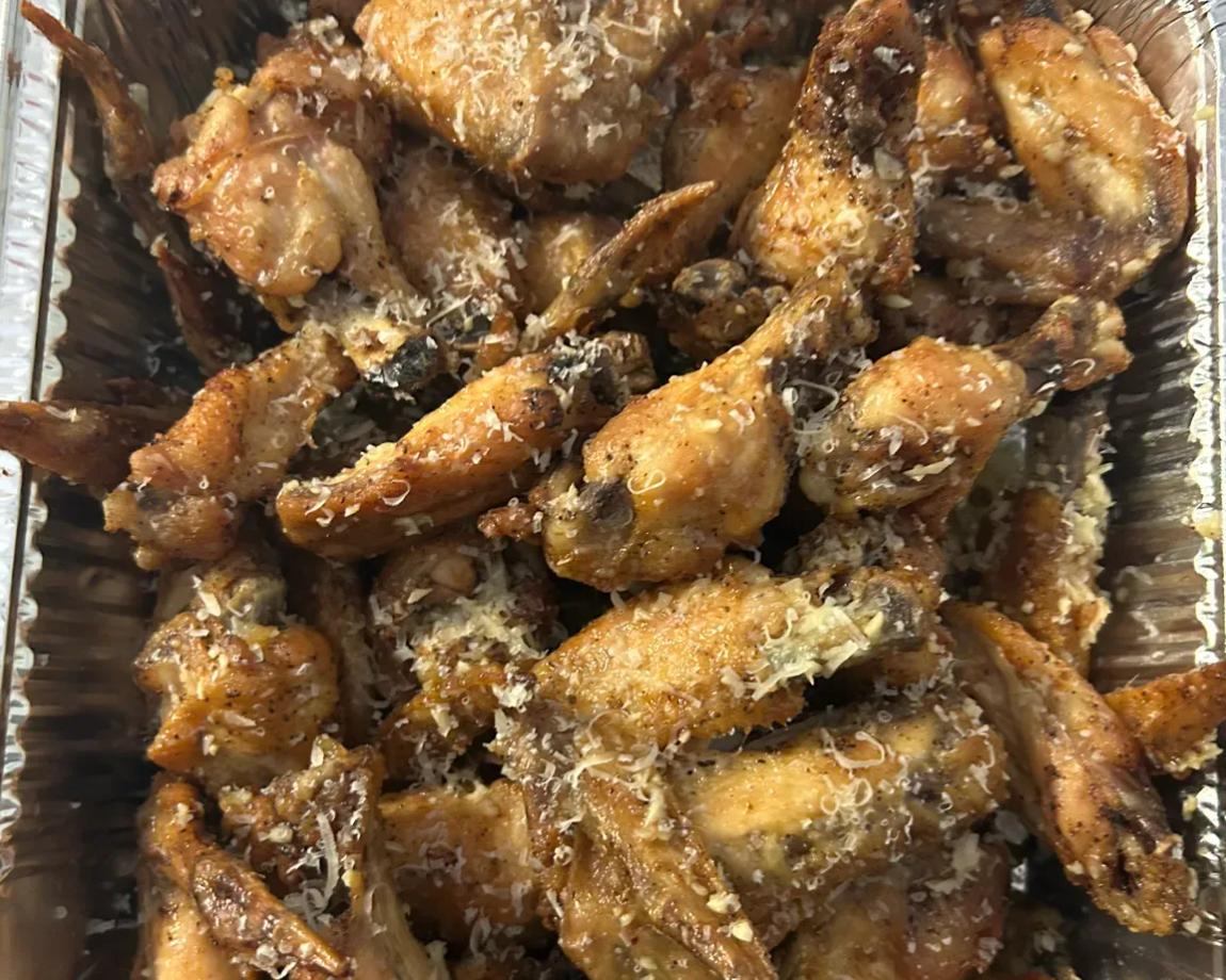 Party wings with side salad