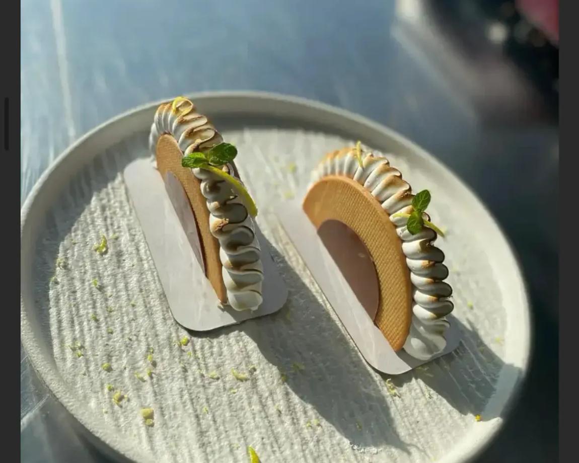 حلويات فرنسيه